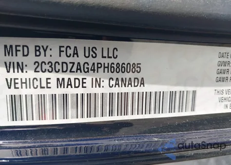 2023 Dodge Challenger Sxt z USA, uszkodzony, nr VIN 2C3CDZAG4PH686085